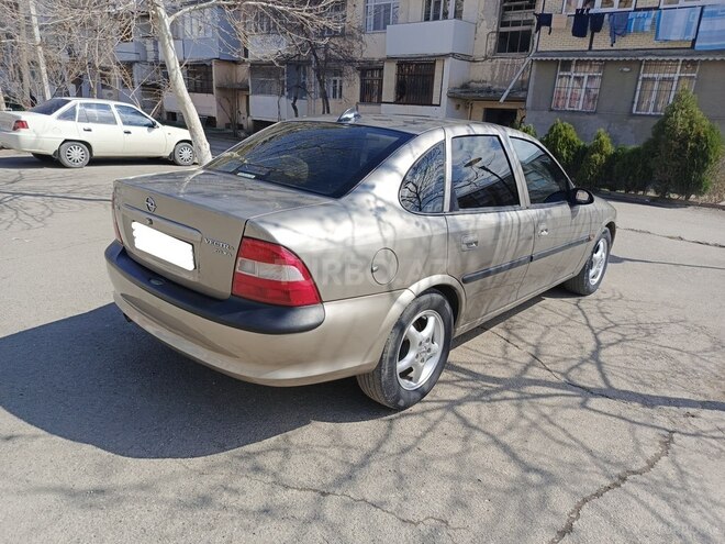 Opel Vectra 1999, 250,000 km - 2.0 l - Gəncə