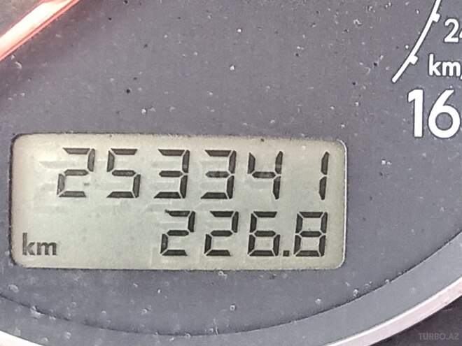 Volkswagen Passat 2001, 253,000 km - 1.8 l - Sumqayıt