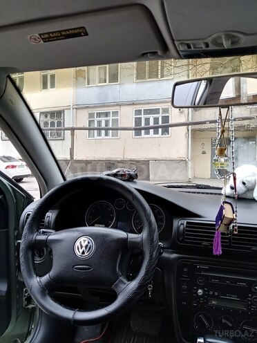 Volkswagen Passat 2001, 253,000 km - 1.8 l - Sumqayıt