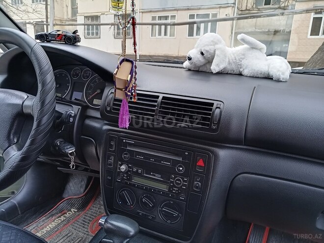 Volkswagen Passat 2001, 253,000 km - 1.8 l - Sumqayıt