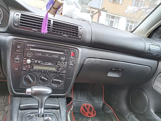 Volkswagen Passat 2001, 253,000 km - 1.8 l - Sumqayıt