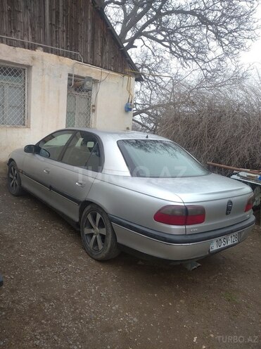 Opel Omega 1996, 300,000 km - 2.5 л - Şəmkir