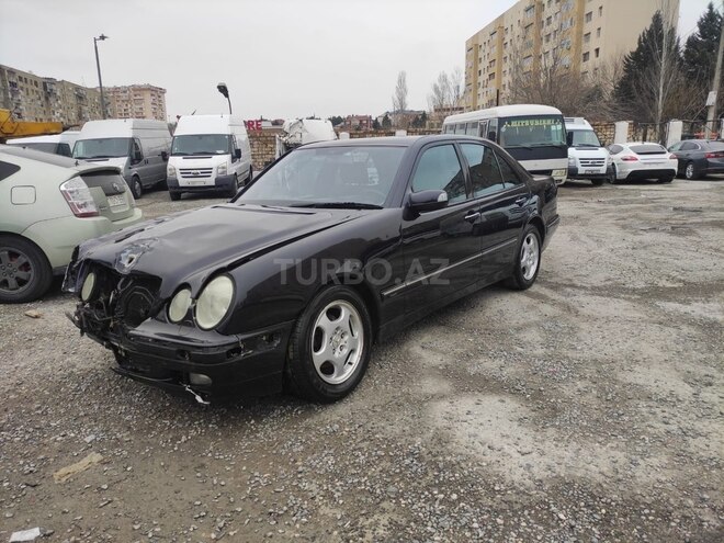 Mercedes E 240 2000, 234,126 km - 2.4 л - Bakı