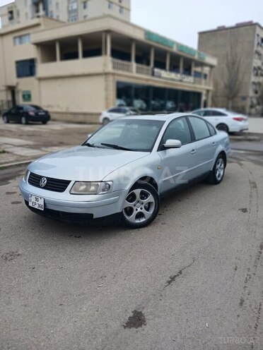 Volkswagen Passat 1999, 300,000 km - 1.8 л - Sumqayıt