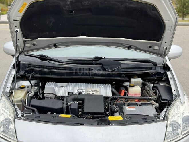 Toyota Prius 2012, 195,000 km - 1.8 l - Bakı