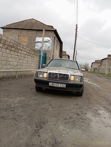 Mercedes 190 1989, 355,550 km - 2.0 л - Ucar