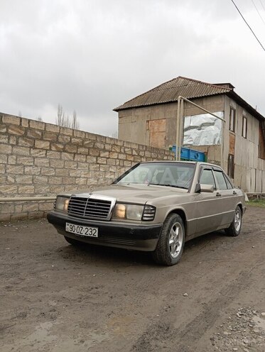 Mercedes 190 1989, 355,550 km - 2.0 л - Ucar