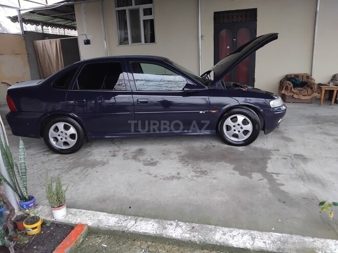 Opel Vectra 2000, 352,000 km - 2.0 l - Bakı