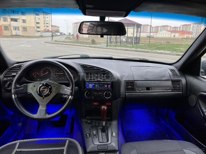 BMW 318 1994, 350,000 km - 1.8 l - Bakı