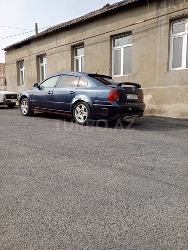 Volkswagen Passat 1998, 200,000 km - 1.8 l - Gəncə