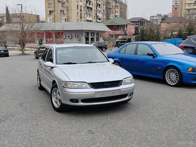 Opel Vectra 2001, 250,000 km - 1.8 l - Bakı