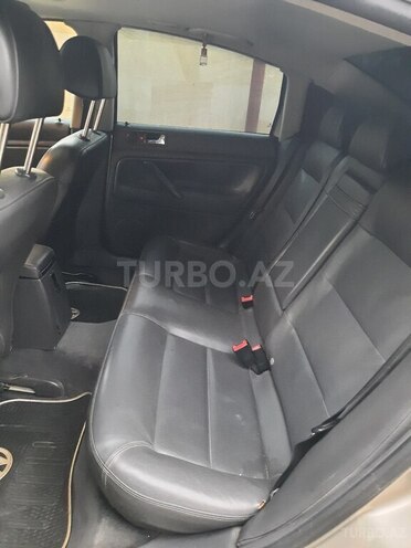 Volkswagen Passat 2004, 274,000 km - 1.8 l - Bərdə