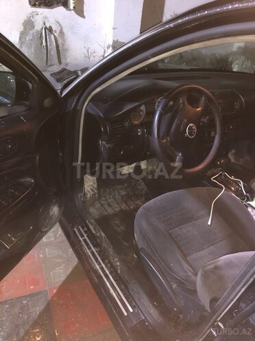 Volkswagen Passat 2002, 220,000 km - 1.8 l - Sumqayıt
