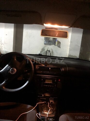 Volkswagen Passat 2002, 220,000 km - 1.8 l - Sumqayıt