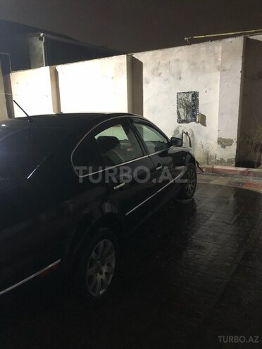 Volkswagen Passat 2002, 220,000 km - 1.8 l - Sumqayıt