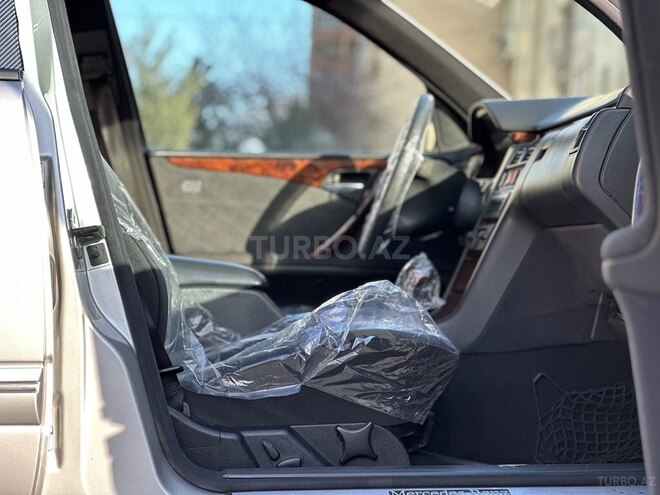 Mercedes E 270 2001, 547,000 km - 2.7 l - Bakı