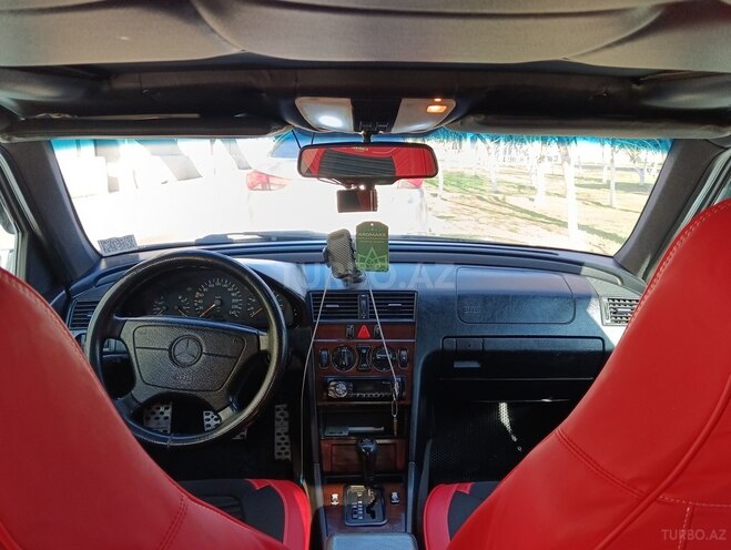 Mercedes C 180 1996, 266,379 km - 1.8 л - Cəlilabad