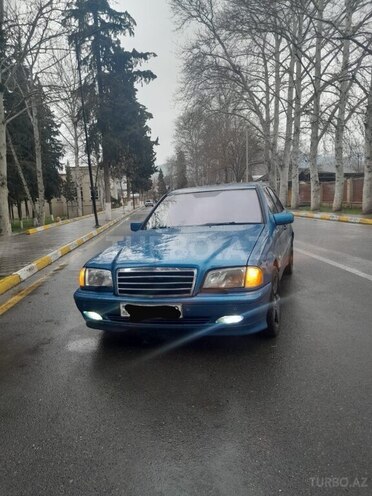 Mercedes C 240 1999, 321,456 km - 2.4 l - Bakı