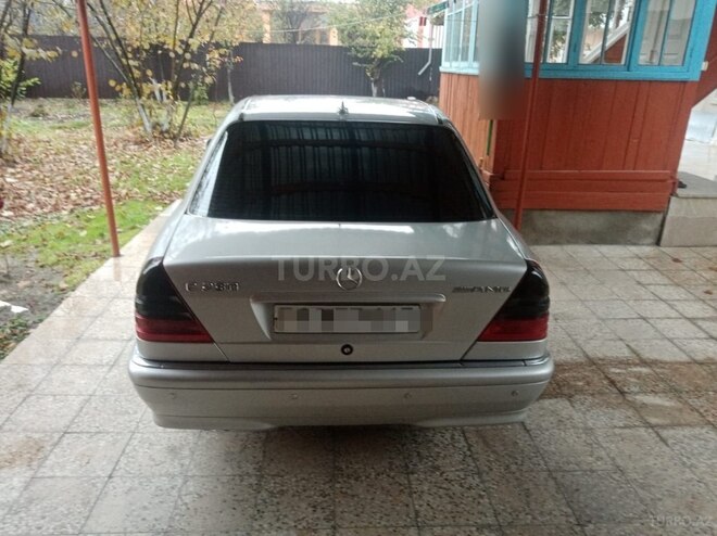 Mercedes C 230 1997, 358,000 km - 2.3 l - Qusar
