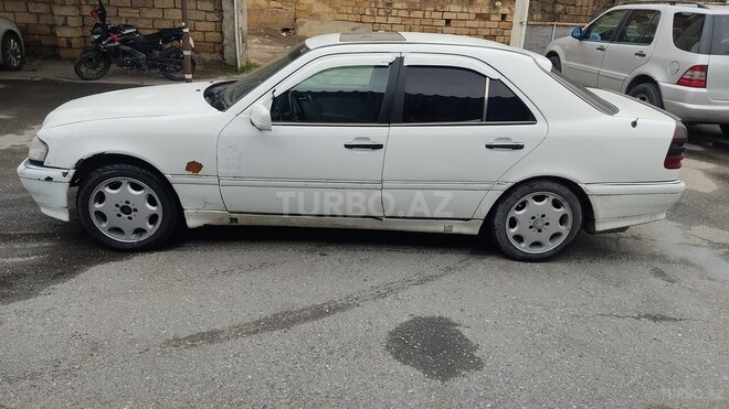 Mercedes C 200 1994, 380,000 km - 2.0 л - Bakı