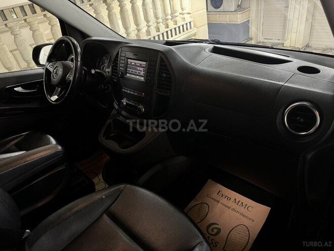 Mercedes V 250 2017, 197,900 km - 2.2 l - Bakı