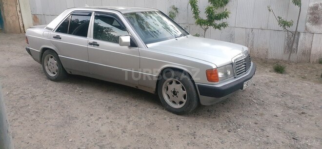 Mercedes 190 1992, 220,000 km - 2.0 l - Mingəçevir