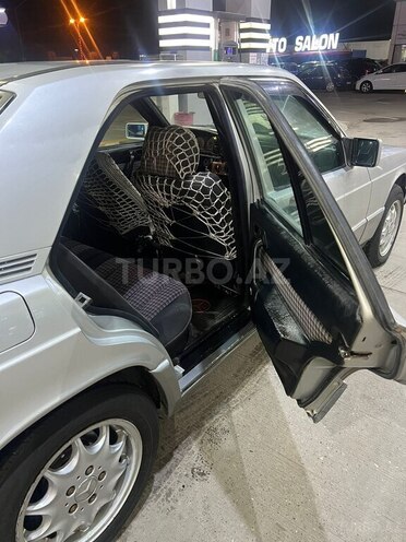 Mercedes 190 1991, 340,000 km - 2.0 l - Sumqayıt