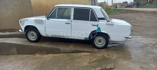 LADA (VAZ) 21011 1981, 320,000 km - 1.3 л - Bakı