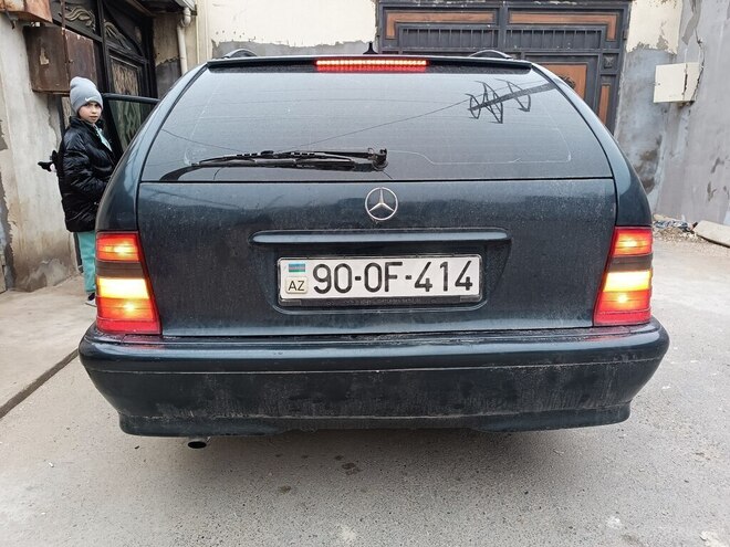 Mercedes C 180 2000, 352,808 km - 1.8 l - Bakı