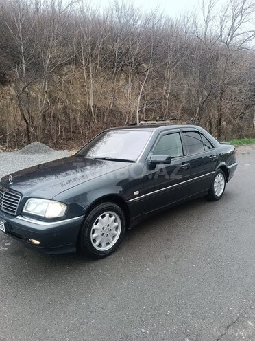 Mercedes C 230 2000, 259,114 km - 2.3 л - Şəki
