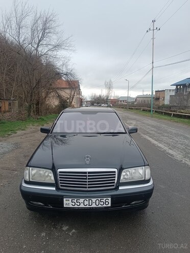 Mercedes C 230 2000, 259,114 km - 2.3 л - Şəki