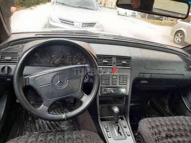 Mercedes C 200 1995, 250,000 km - 2.0 л - Bakı