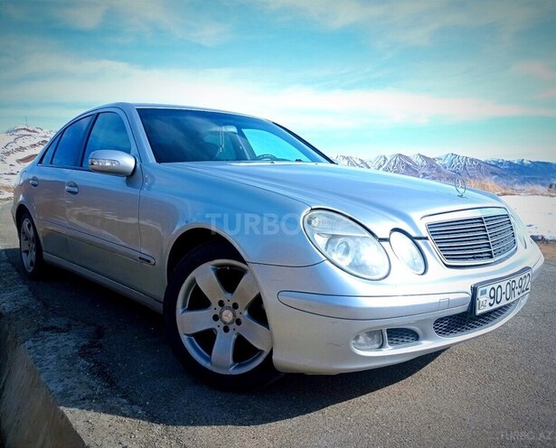 Mercedes E 220 2004, 395,000 km - 2.2 l - Quba