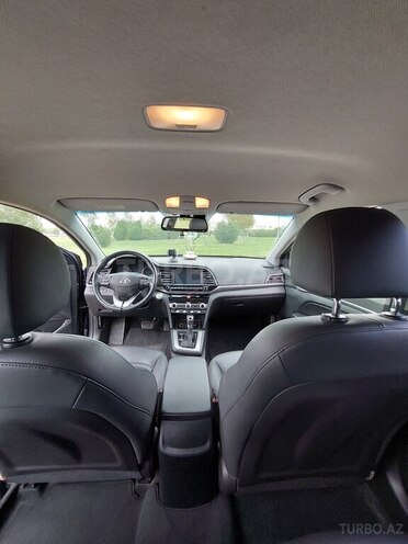 Hyundai Elantra 2019, 73,000 km - 1.6 l - Bakı