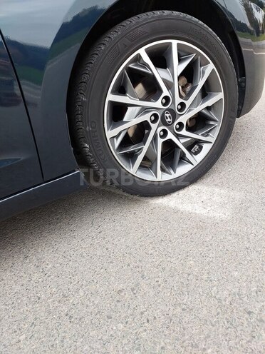 Hyundai Elantra 2019, 73,000 km - 1.6 l - Bakı