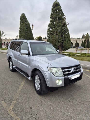 Mitsubishi Pajero 2007, 200,000 km - 3.0 l - Gəncə