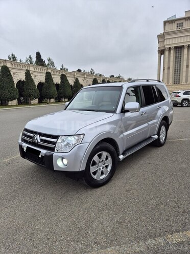 Mitsubishi Pajero 2007, 200,000 km - 3.0 l - Gəncə