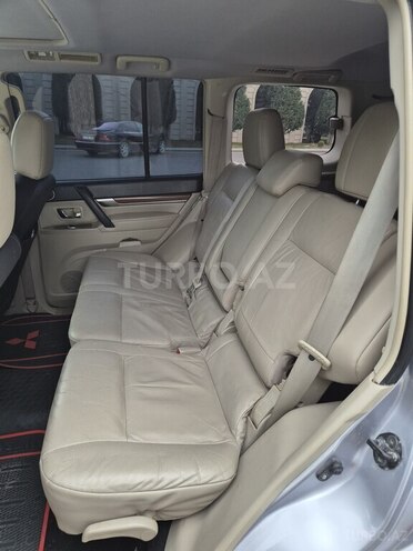 Mitsubishi Pajero 2007, 200,000 km - 3.0 l - Gəncə