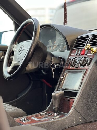 Mercedes C 200 1998, 330,000 km - 2.0 l - Bakı