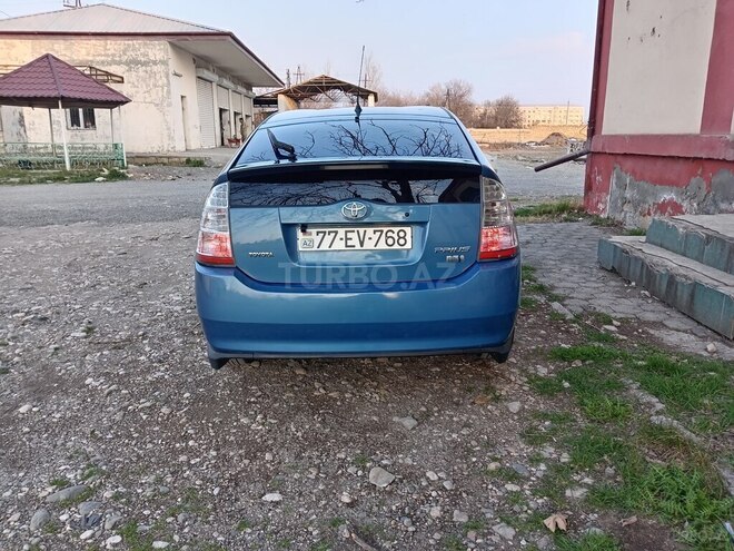 Toyota Prius 2005, 199,000 km - 1.5 l - Yevlax