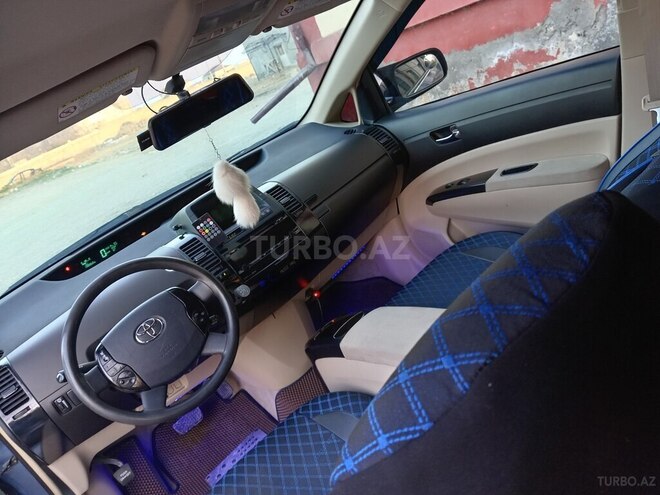 Toyota Prius 2005, 199,000 km - 1.5 l - Yevlax