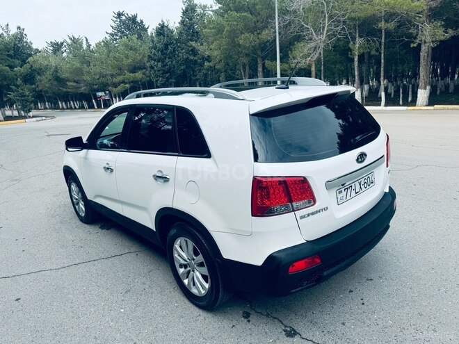 Kia Sorento 2011, 240,000 km - 2.0 l - Sumqayıt