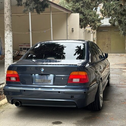 BMW 525 2002, 301,800 km - 2.5 l - Bakı