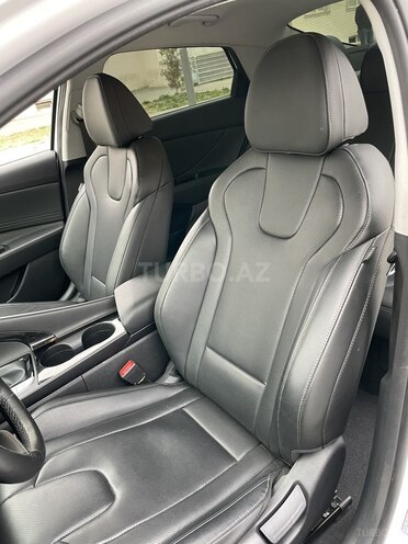 Hyundai Elantra 2021, 93,600 km - 1.6 l - Bakı