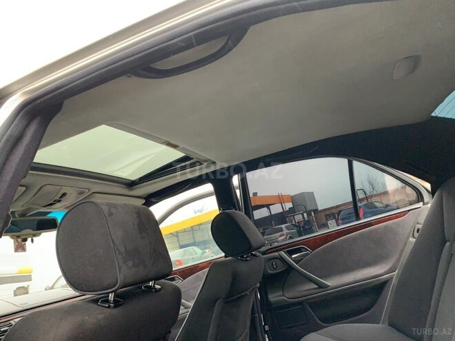 Mercedes E 230 1996, 229,000 km - 2.3 l - Bakı