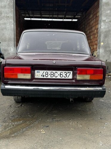 LADA (VAZ) 2107 2005, 99,000 km - 1.6 l - Qax