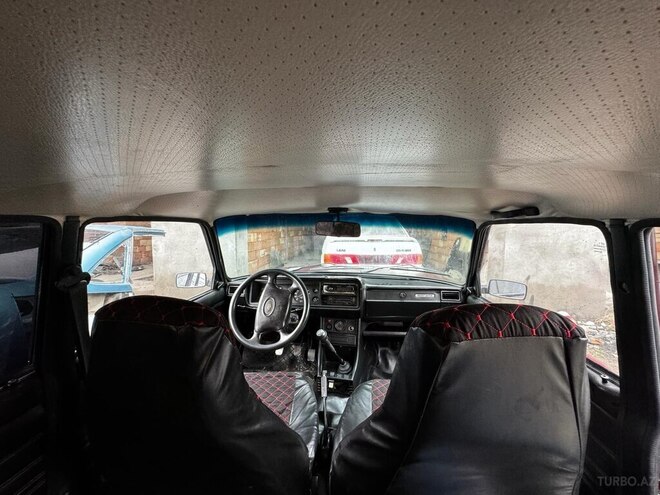 LADA (VAZ) 2107 2005, 99,000 km - 1.6 l - Qax