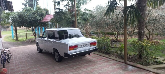 LADA (VAZ) 2107 2005, 47,552 km - 1.6 l - Astara
