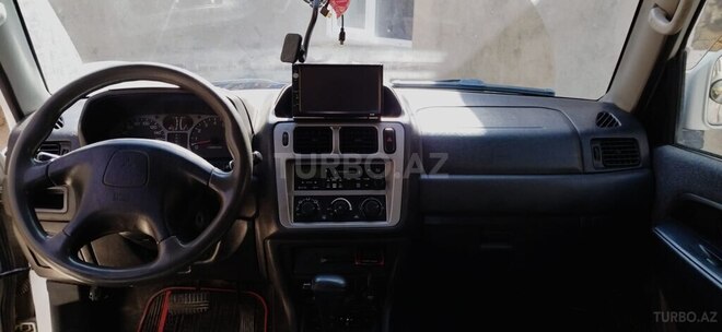 Mitsubishi Pajero io 2001, 312,000 km - 2.0 l - Bakı