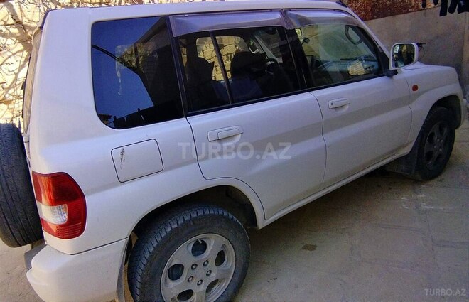 Mitsubishi Pajero io 2001, 312,000 km - 2.0 l - Bakı